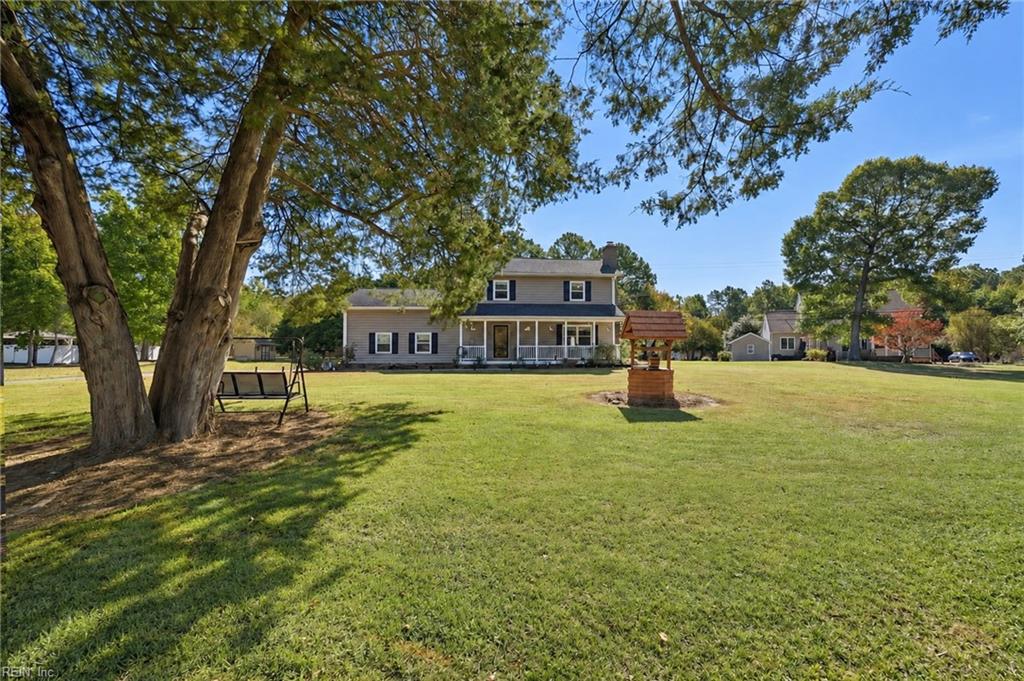 1000 Lakeside DR