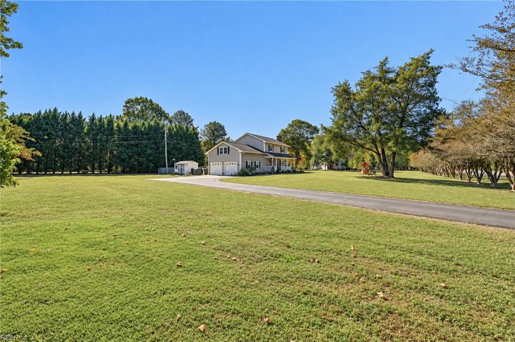 1000 Lakeside DR
