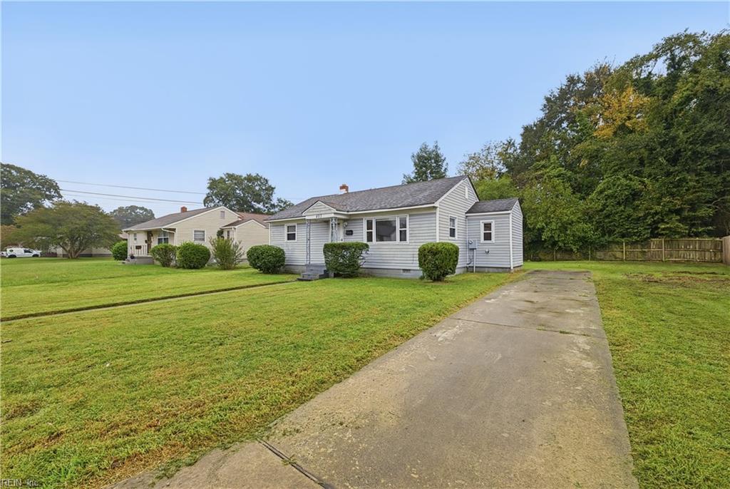403 Dwight DR
