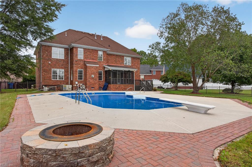 603 Oxbow CT