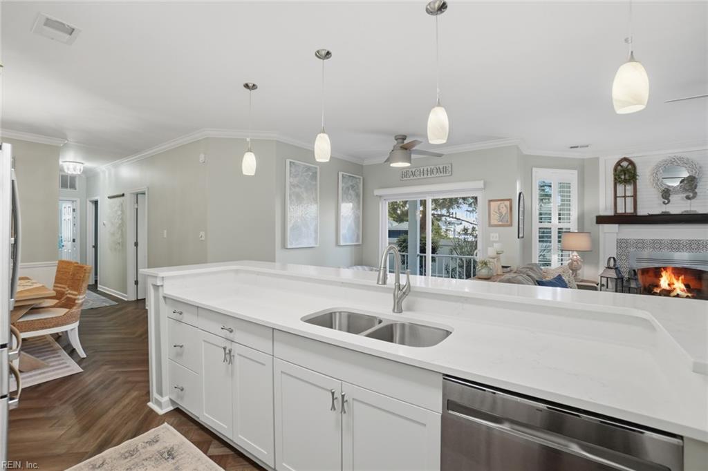 2313 Beach Haven DR 104
