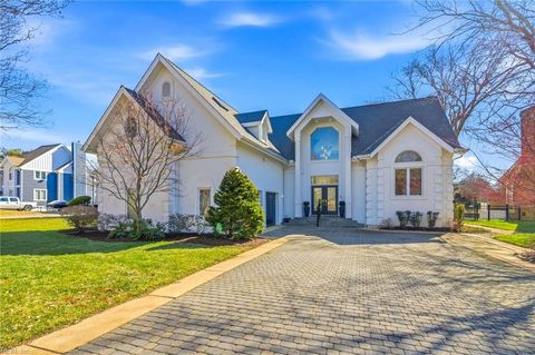 417 Croatan Hills DR Virginia Beach VA 23451