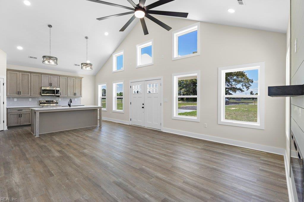 1 AC Warrique RD