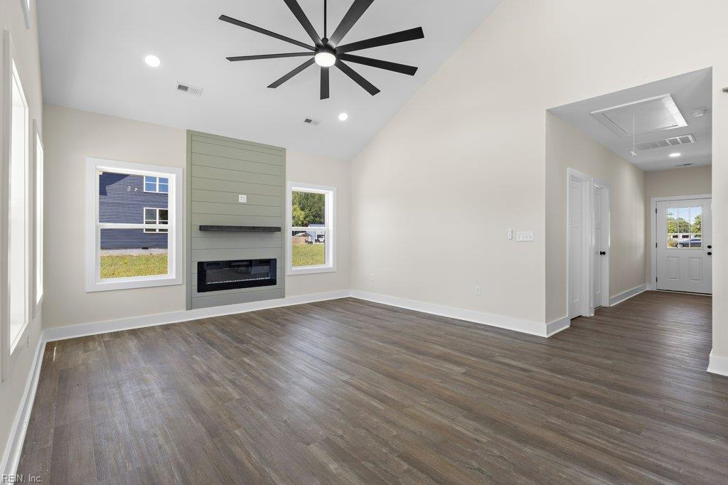 1 AC Warrique RD