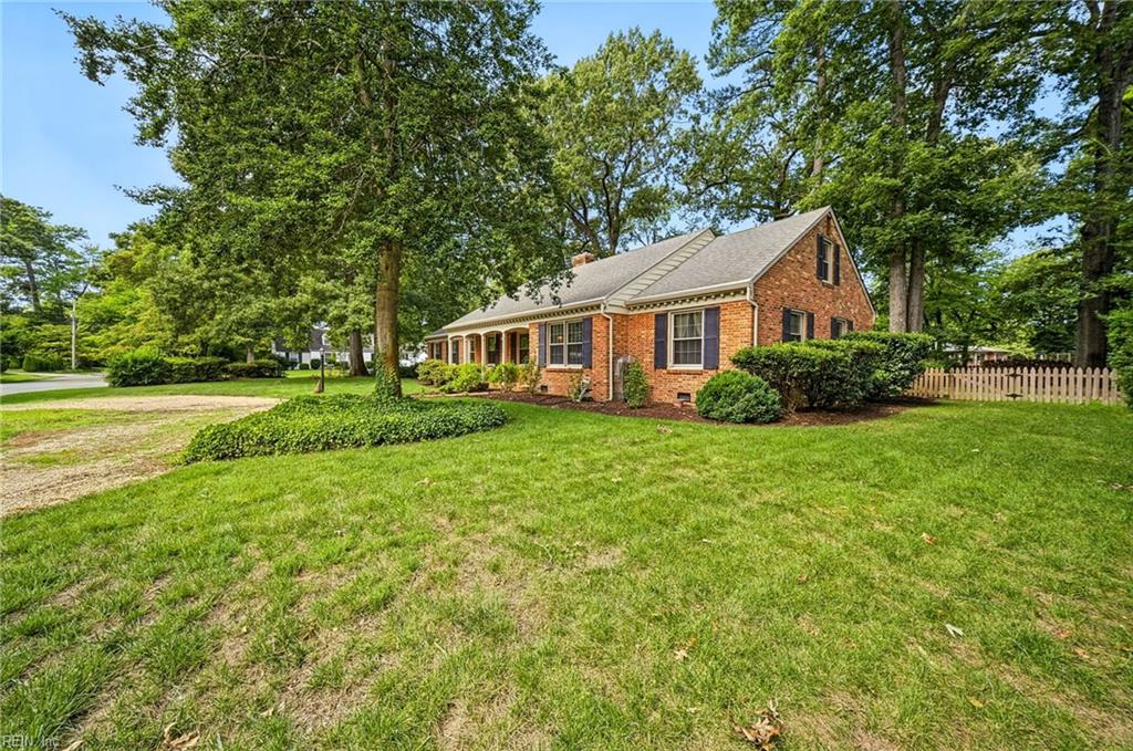 4348 Thoroughgood DR