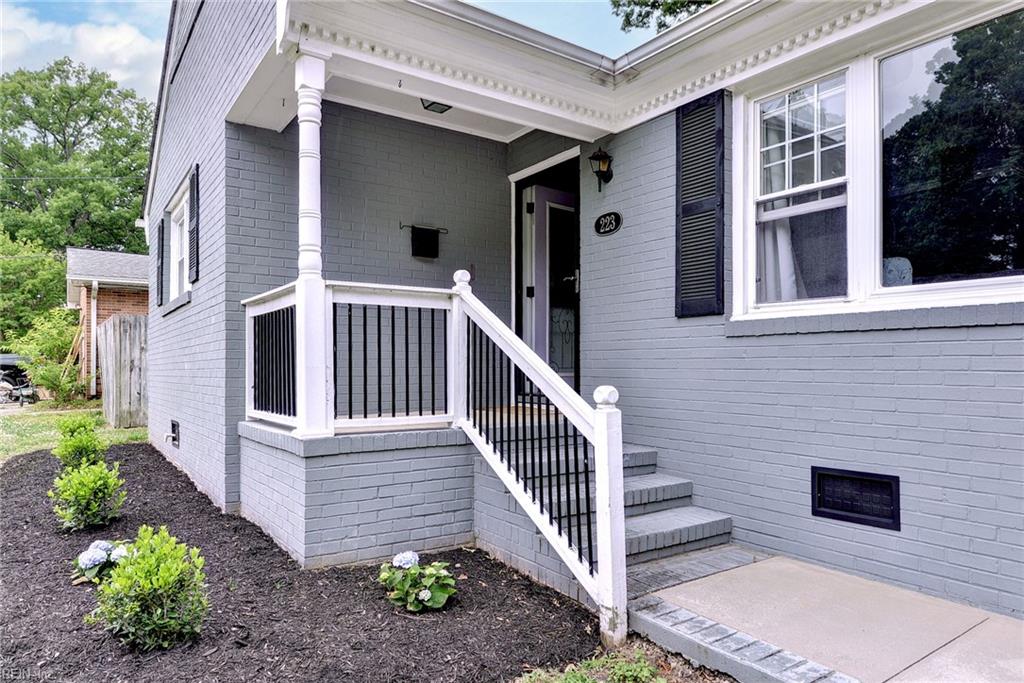 223 Shadywood DR