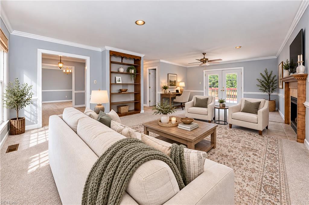 212 Crescent DR