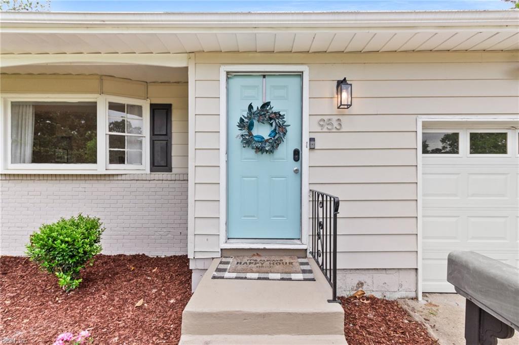 953 Carriage Hill RD