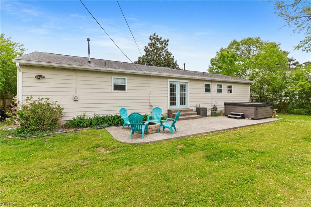 953 Carriage Hill RD