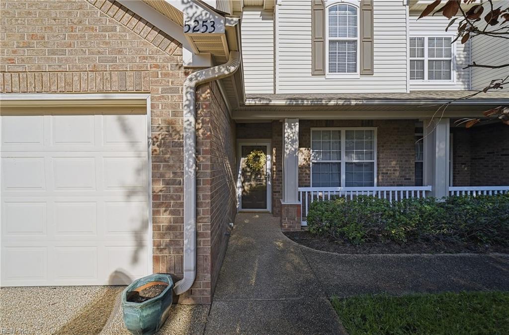 5253 Deford RD