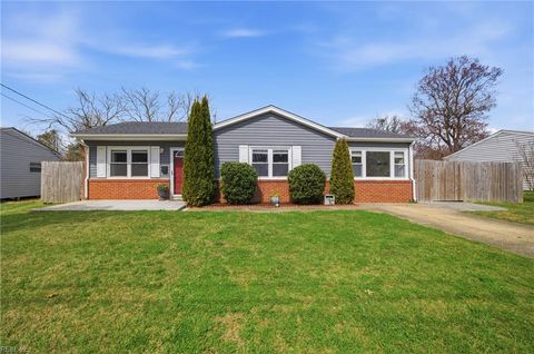 4724 Lonewillow LN Virginia Beach VA 23455