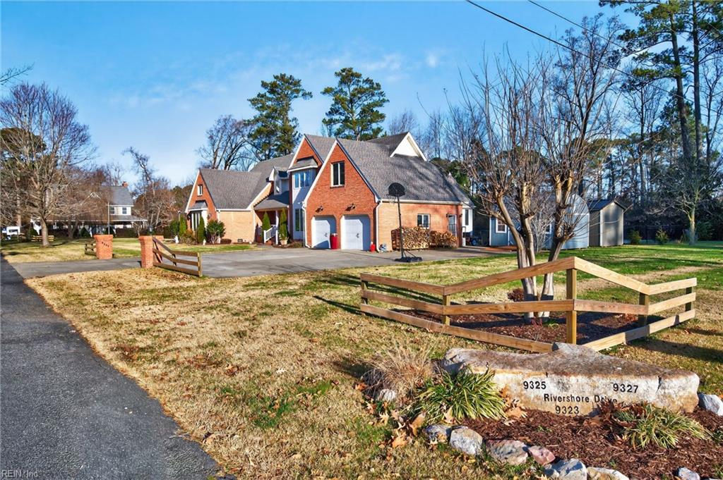 9327 Rivershore DR