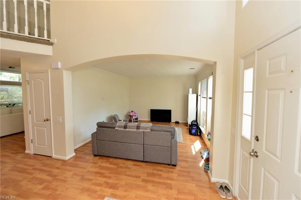 2608 Wilkes DR