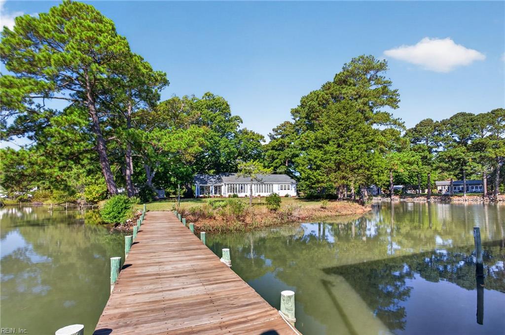 4539 Johns Point RD