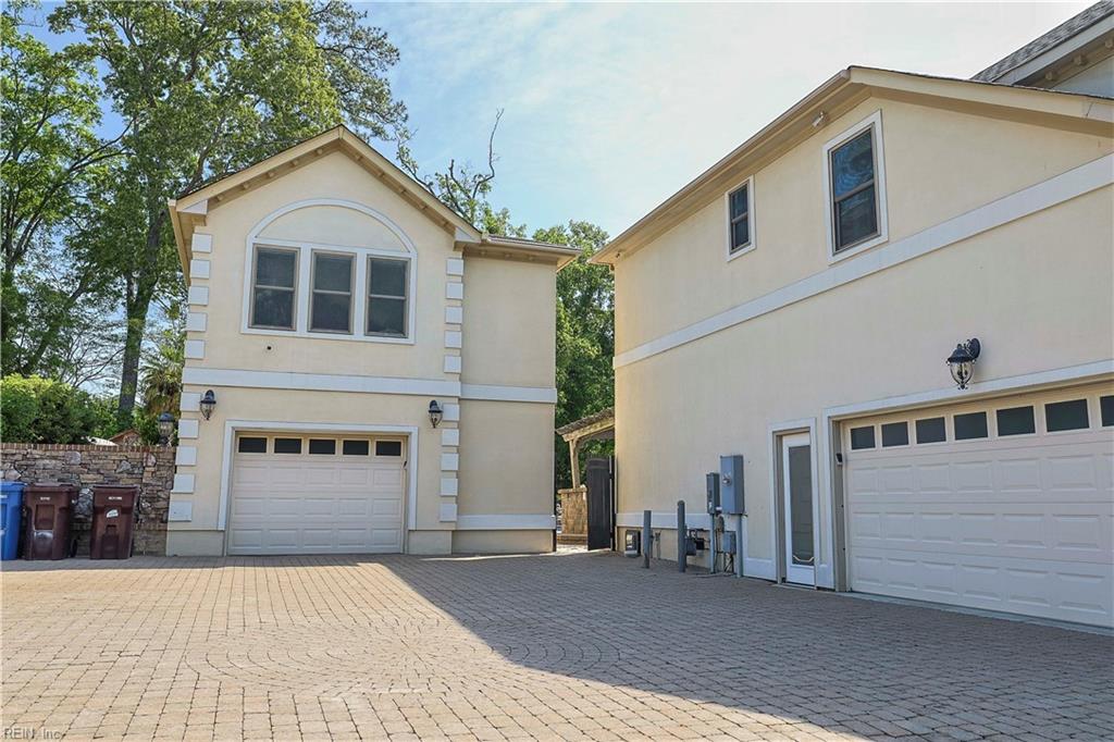 501 Shadow Brooke DR