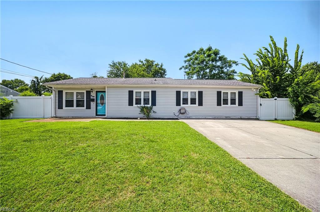 825 Brinson LN