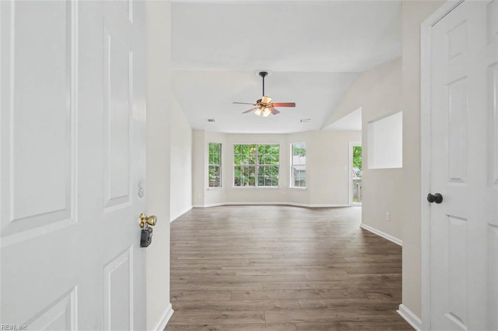 5437 Lilac CRES