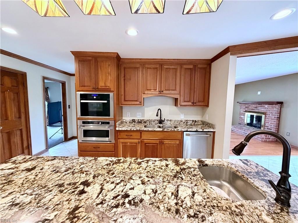 14 Browns Neck RD