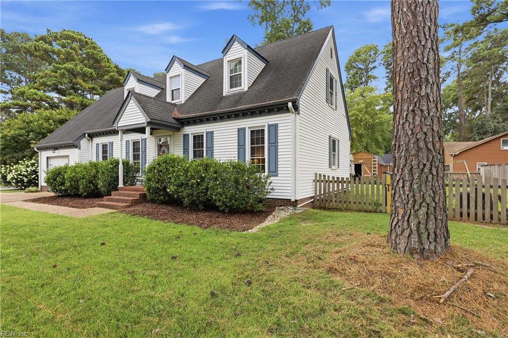 424 Pines Of Warrick DR