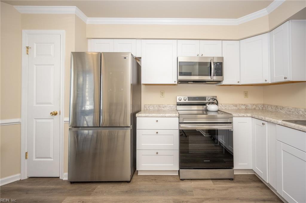 4449 Pepper Ridge CT