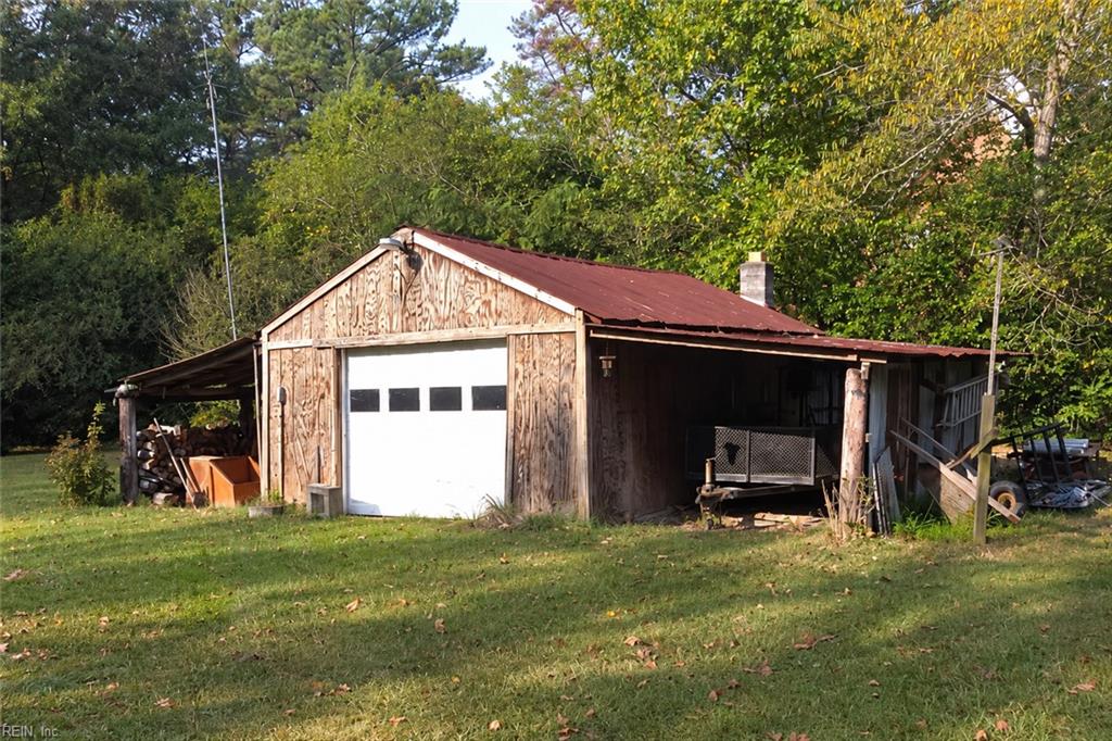 1153 Waters RD