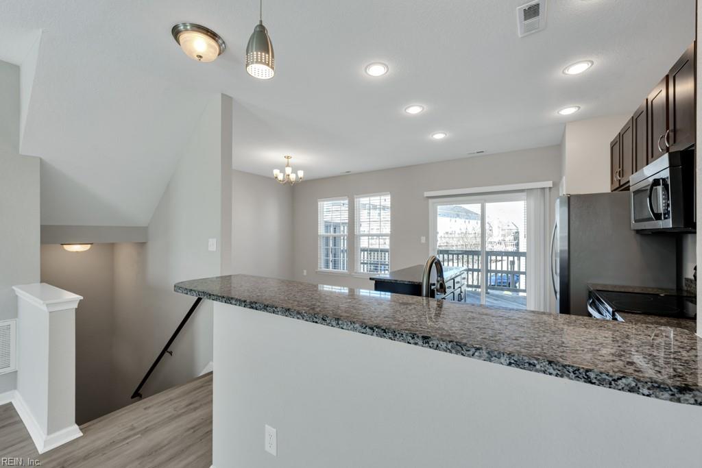 4936 Limestone AVE 261