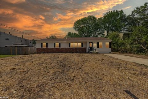 725 Burgesses LN Virginia Beach VA 23452