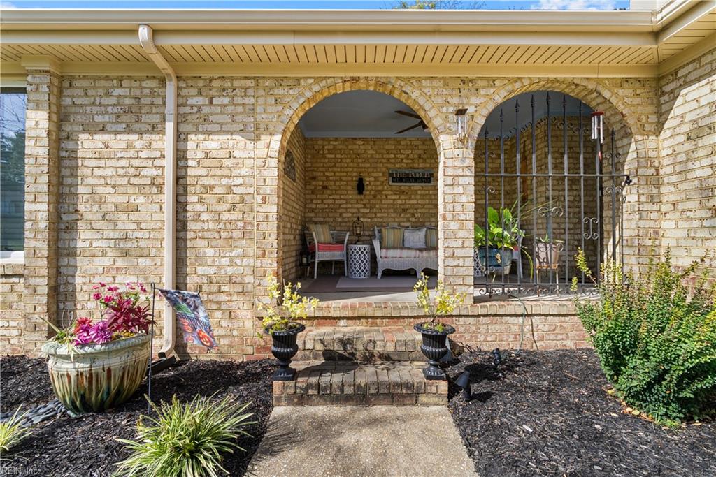 1089 Blue Castle CT