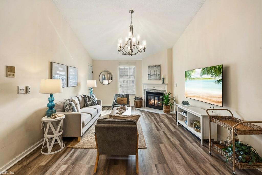 4814 Station House LN