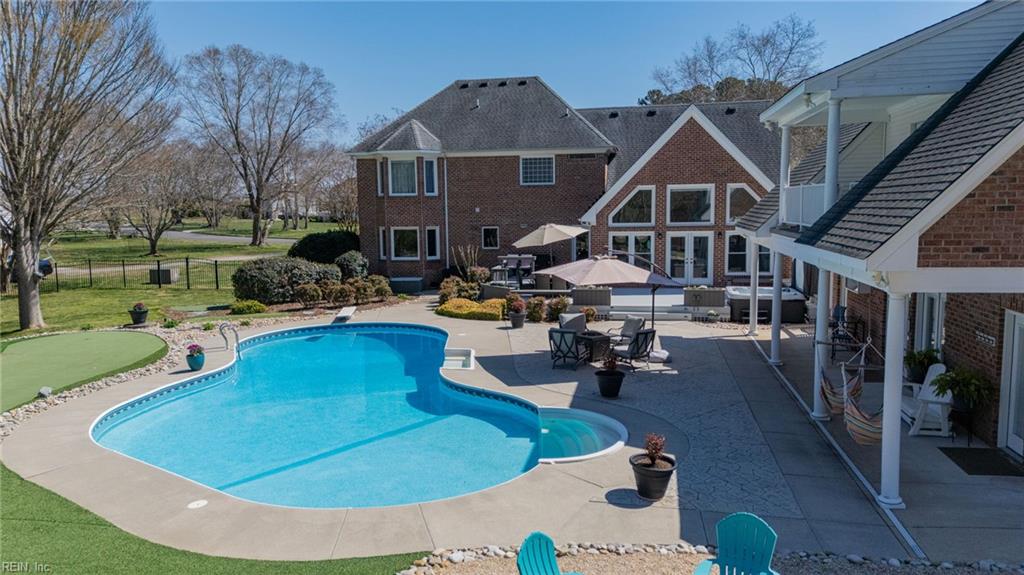 2112 Blossom Hill CT