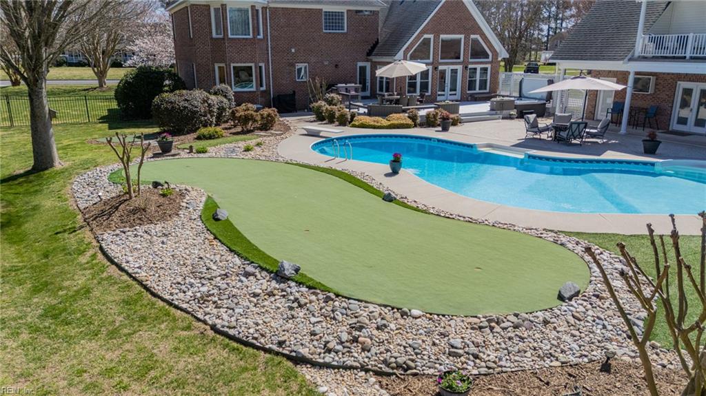 2112 Blossom Hill CT