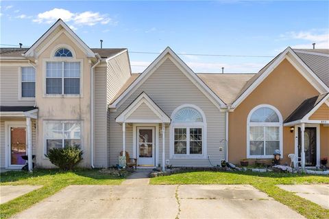 891 Old Clubhouse RD Virginia Beach VA 23453