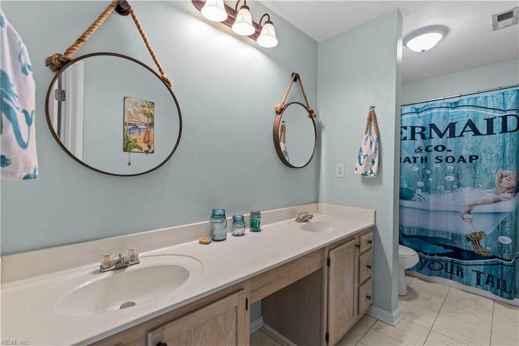 891 Old Clubhouse RD