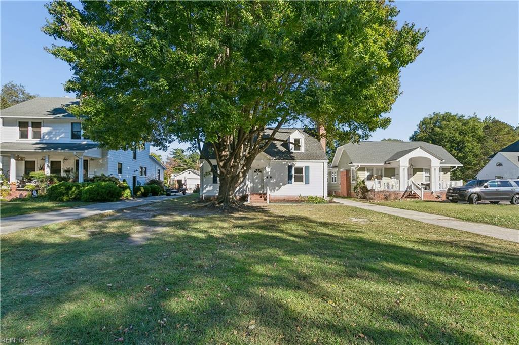 138 Hampton Roads AVE