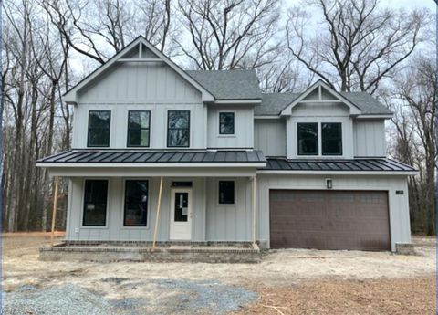 1421 Saint Brides RD W Chesapeake VA 23322