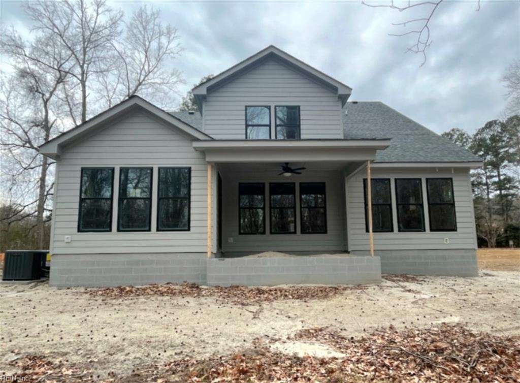 1421 Saint Brides RD W