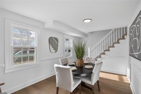 71 Aylwin RD Portsmouth VA 23702