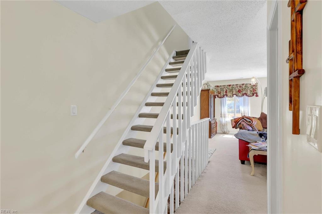 3872 Chimney Creek DR