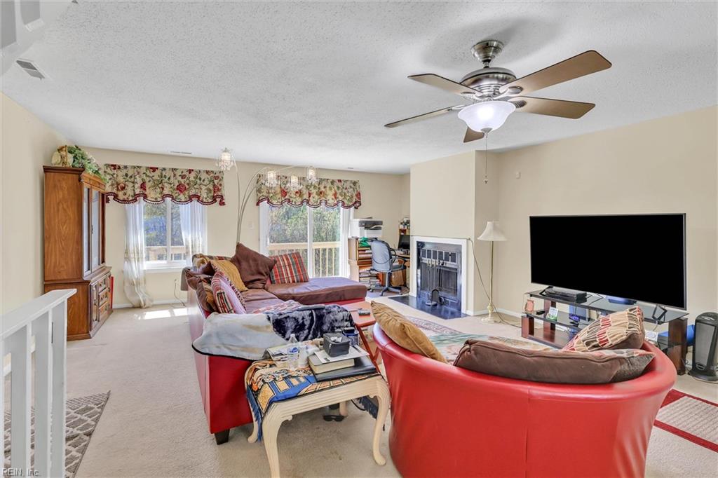 3872 Chimney Creek DR