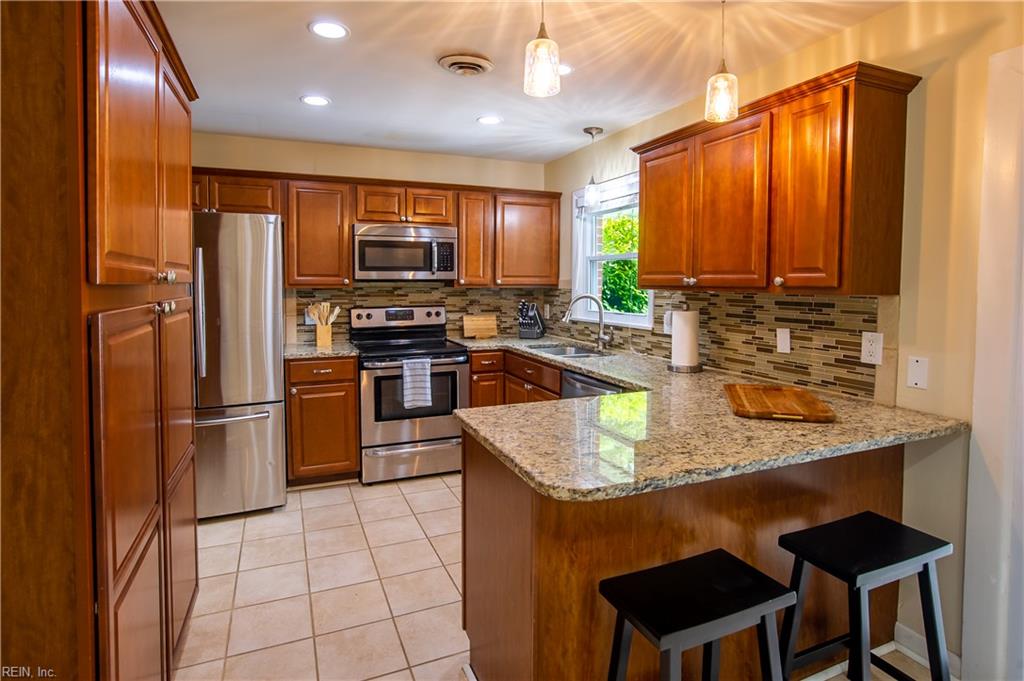 2645 Janson DR