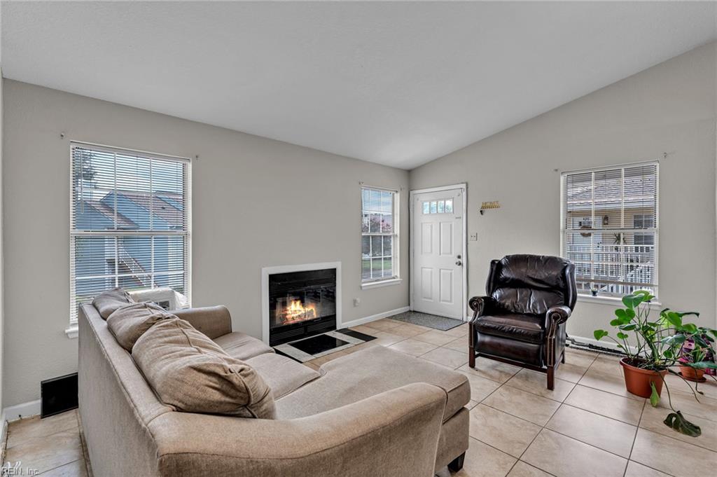 433 Shelter DR