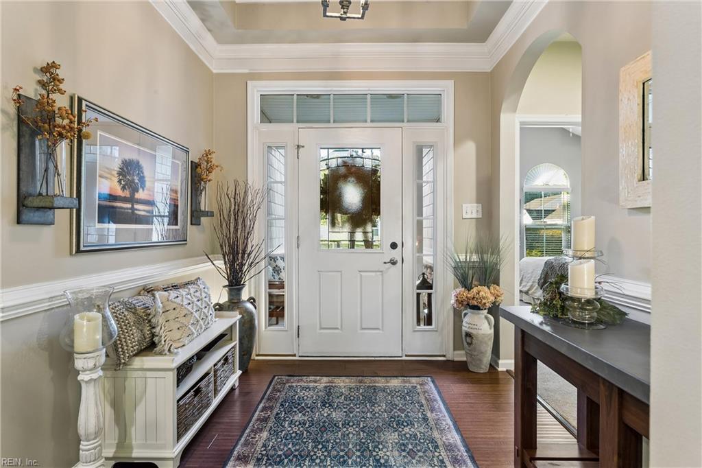 207 Caroline CIR