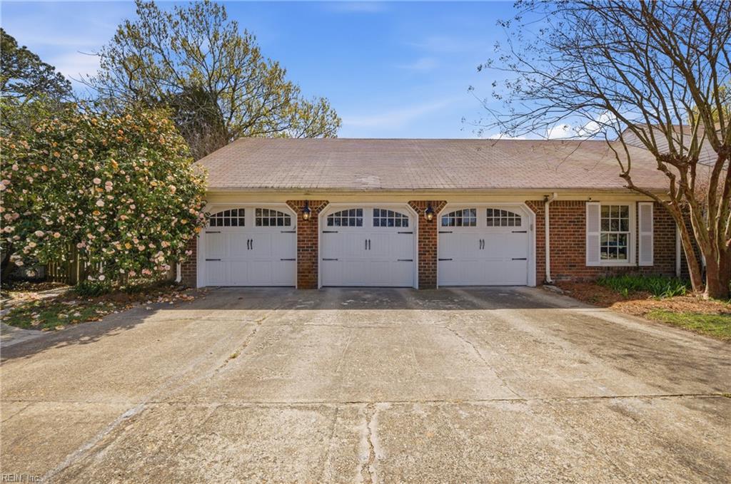 2605 Admiral DR