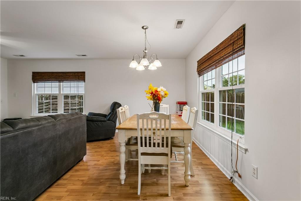 473 Queens Creek RD