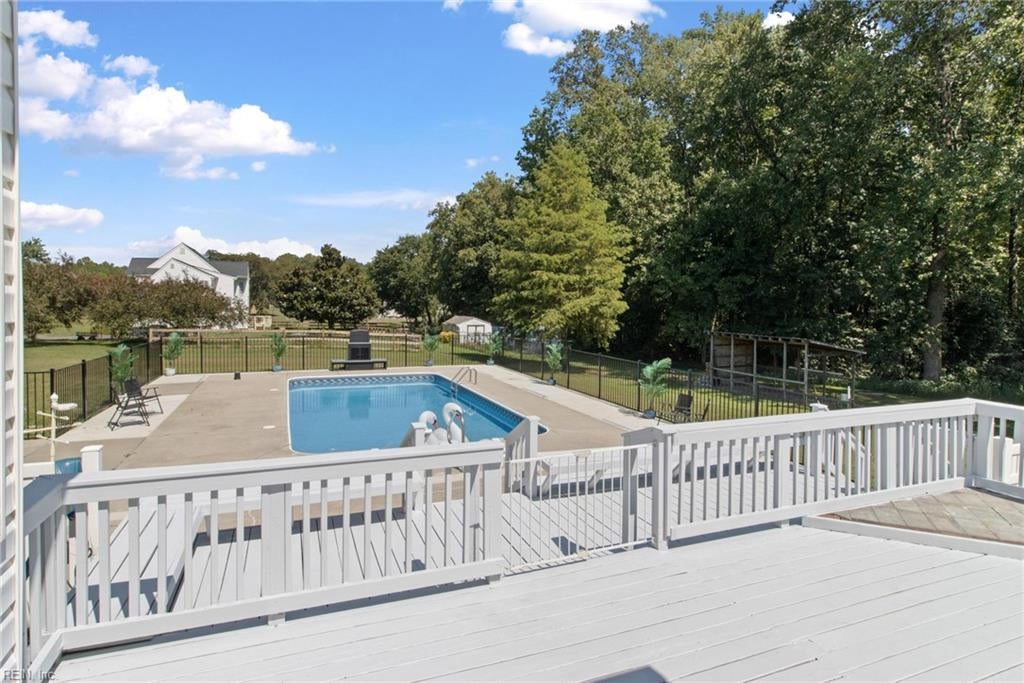 1929 Retreat DR