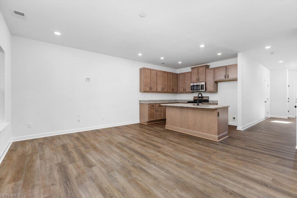 1004 Serene RD 103