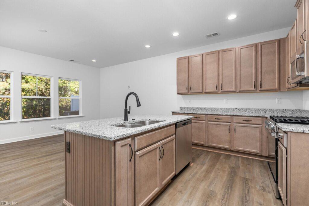 1004 Serene RD 103