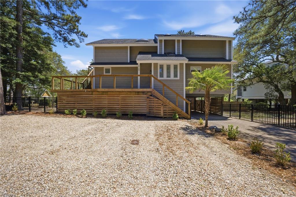 2709 Poinciana DR