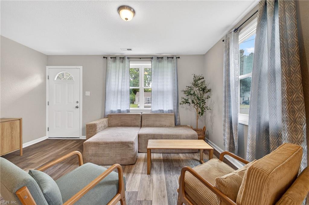 203 Roane DR