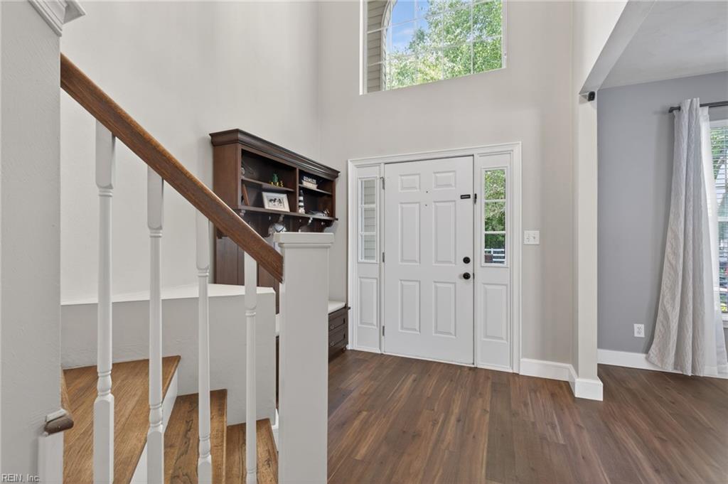 2613 Penshurst WAY
